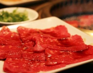 肌の不調改善は食事から！皮膚科医がすすめる「肉食美肌」