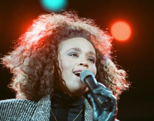 ホイットニー・ヒューストンが“再始動”ツアーや新アルバムも