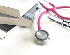 年100件手術こなす“強心臓”女医「難局こそ嘘でごまかすな」