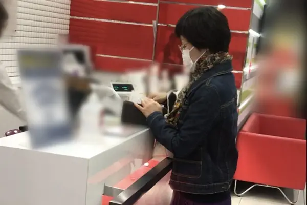 小林聡美 夜のカラオケデート！苦手公言も2人きりで3時間 | 女性自身