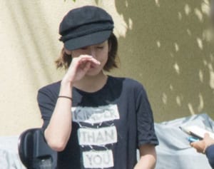 西山茉希「娘が千円札を破ったときの対処法」に賛否両論