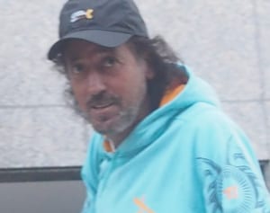 ラモス瑠偉　再婚直後に不実の不倫キス【平成ベストスクープ】