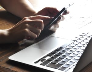 リテラシーの低さから自身が加害者に…主婦狙う詐欺の今