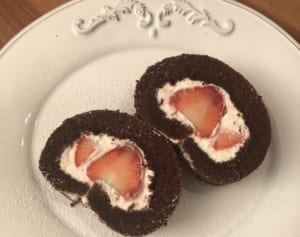 いちごココアロール（辻仁成「ムスコ飯」第218飯レシピ）