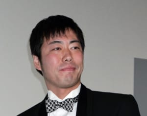 上原浩治 引退会見で妻に感謝の理由…支え続けた15年の奮闘