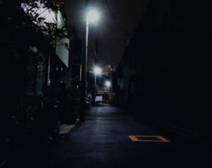 目を閉じて感性を取り戻す！疲労に効く“闇活”のススメ