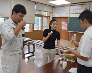 え？島ラッキョウが大福に？島のみそが隠し味　北部農林高校生が考案