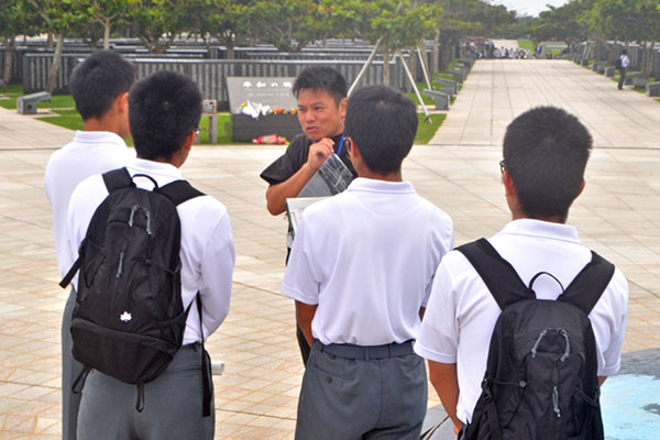 沖縄少年院が平和教育 犯した罪と向き合う少年らの学び直しの場に 女性自身