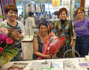 語られていないコザの歴史や物語の研究拠点「コザX ミクストピア」がオープン