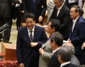 参院選後まで非公表「2019年財政検証」に記載される最悪未来