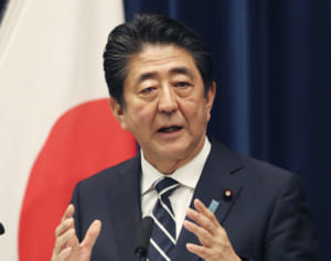 安倍首相 慰霊式でヤジ…翁長前知事の妻語っていた沖縄の闘い