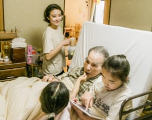 タレント・高橋里華が語る義父母との同居「はじめは家出も」