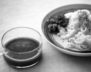 蒸し暑い季節に、体の熱を下げる「発酵生しょうが」のすすめ