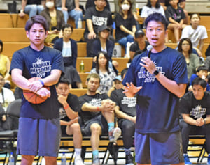 日本一のバスケ選手の体作りをサポートする男　「最初は体も触らせてもらえなかった」