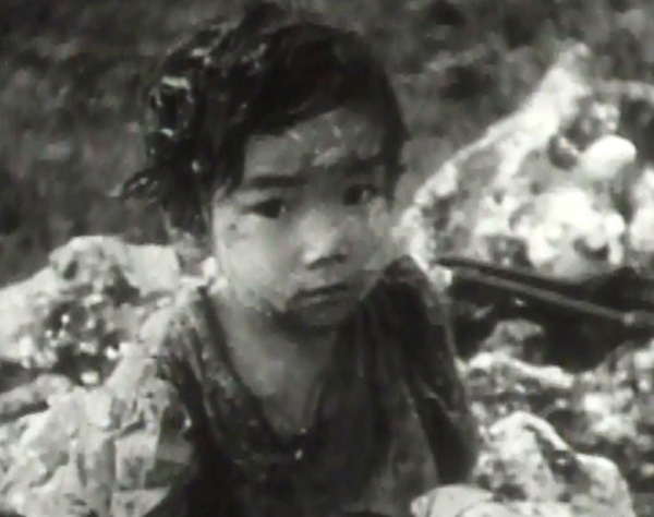 「震える少女」は私　米軍撮影の沖縄戦記録映像　81歳の女性が名乗り　「初めて見る米兵怖かった」