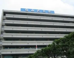 政治家で一番!?河野太郎外相の巧みなTwitter使いに絶賛の声