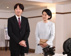 小室さん母の元婚約者「大変心苦しい」…秋篠宮さま会見に