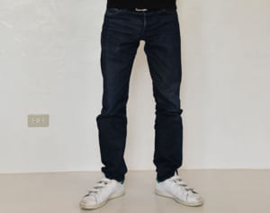 サトウキビがデニムに変身?!　搾りかすをジーンズ糸に　軽くて着心地バッチリ