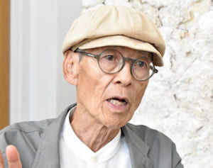 60年前の米軍機墜落事故を取材した記者が今伝えたいこと　「沖縄の異常さ気付いて」