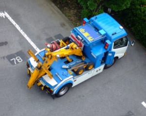 「JAF」加入はムダ出費！「8～9年に1回しか使わない」と専門家