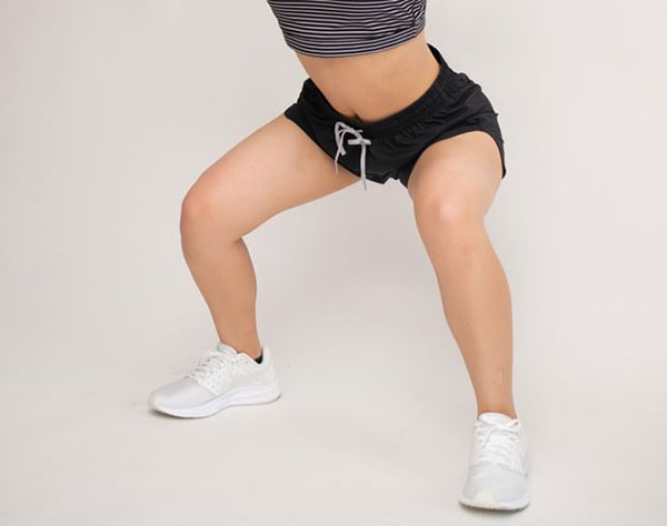 バランス能力、柔軟性、筋力上げる「健脚エクササイズ」