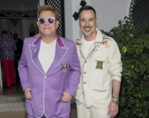 エルトン・ジョン バッシング続くヘンリー王子夫妻を擁護