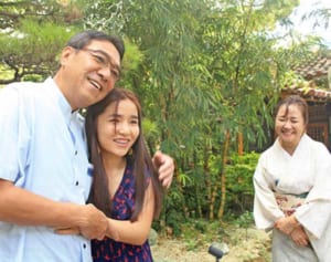 「沖縄の海と、お父さん、お母さんにまた会えた」１４年前沖縄でホームステイしたモンゴルの女性　苦学の末、医師となって来沖