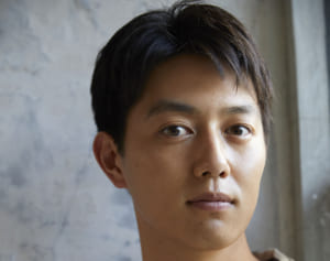 工藤阿須加の柔軟さをつくった朝の習慣「声に出して…」