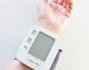 専門医警告「70以上は要注意！脈拍の速さは突然死のサイン」