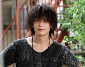 『凪のお暇』撮影現場で中村倫也の笑みに記者も骨抜き