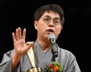 立川志らく「少女像は反日」発言が物議…政府見解と相容れず