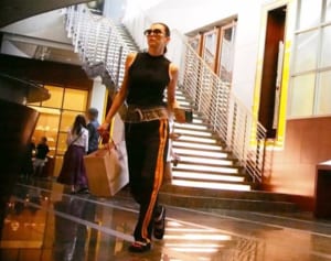 女王・米倉涼子の仰天おもてなし　3万円バスローブを自腹贈呈