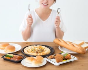 “爆食い”にやせ効果!?…話題の「チートデイ」って結局何？