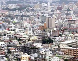 イグアナ？逃走中　那覇の民家で目撃