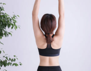 専門医が伝授「寝たままできる！脳疲労を取る1分間ストレッチ」