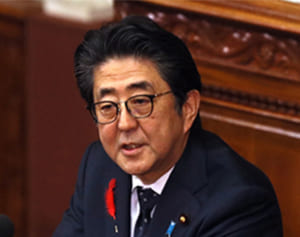 政府の台風対応は遅すぎる？賛否両論も期待される今後の展開