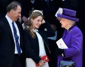 エリザベス女王が甥の子爵を平手打ち　エルトン・ジョンが暴露