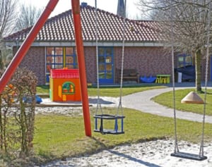 住み込みのベビーシッター、子どもを性的虐待し禁固20年