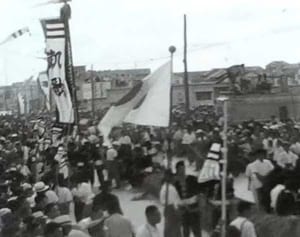 空襲で街の9割が焼失してから17年…復興の気概を伝える　戦後初の那覇の大綱引