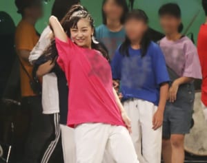 佳子さま“ヘソ出し”ダンスが大盛況　ご公務にも相乗効果