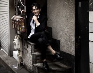 町田啓太　初写真集は2部構成　オトナな「東京編」2枚目公開