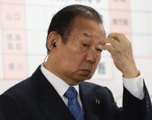 二階幹事長 発言釈明も火に油「いつもの責任転嫁論法」