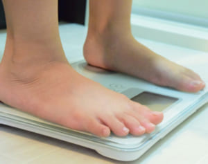 「やせ型高齢者ほど認知症なりやすい」は本当か、研究者語る根拠