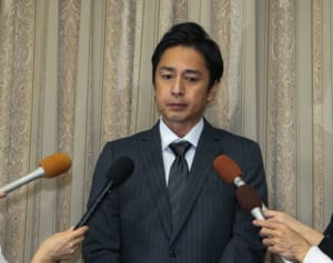 徳井義実“所得隠し”裏で高級時計など散財 ドバイ移住も視野か