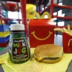 5歳児の「ハッピーセットひとつください」通報に警官が急行