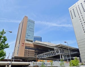 生理バッジ導入に異論反論　番組では「甘え感じる」意見も