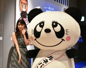 道重さゆみ「夢みたい」と歓喜 内藤ルネ展が聖地・岡崎で開催