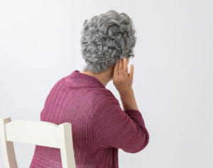 “難聴予備群”は2千万人とも…3万人治療した医師明かす実態