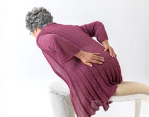 「よっこらしょ」は老化のサインにあらず！筋肉のサポートにも