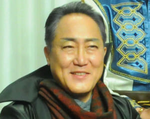 佐野史郎みせた大人の対応に絶賛の声…共演陣も感謝する人柄